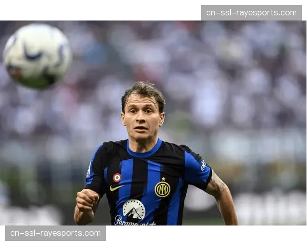 独家专访:国米中场巴雷拉坦言“欧冠出局激励我们专注联赛卫冕” 独家专访:国米中场巴雷拉坦言“欧冠出局激励我们专注联赛卫冕”