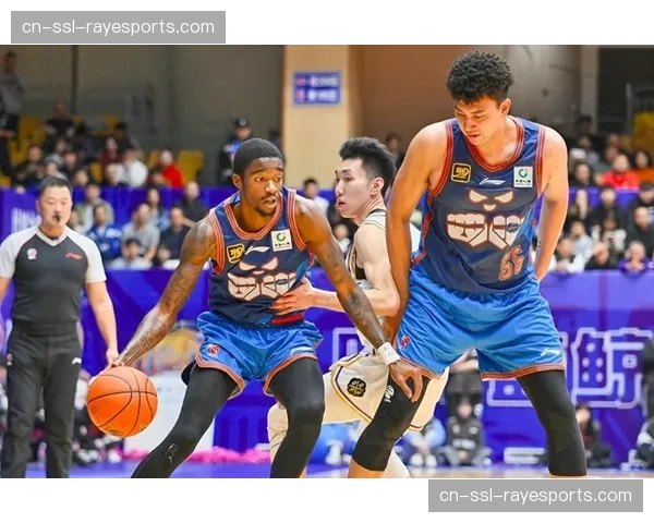 广厦轻取江苏，全队六人得分上双，展现强大火力深度