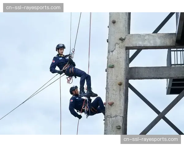 美国国家公园内发生致命速降事故，引发关于护具强制令的讨论