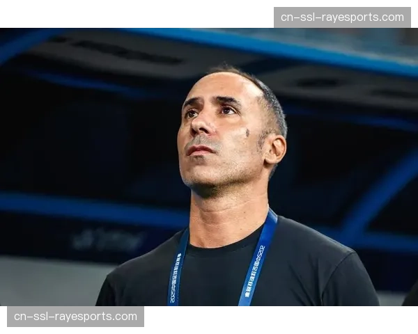 官方:前意大利国脚、教练多纳多尼出任深圳新鹏城主帅 官方:前意大利国脚、教练多纳多尼出任深圳新鹏城主帅